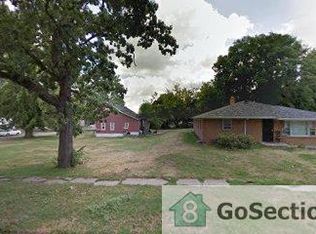 908 West St, Rockford, IL 61102