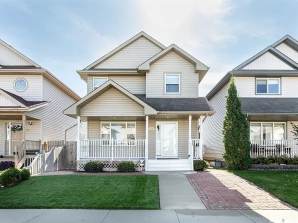 163 Blakeney CRESCENT, Saskatoon, SK S7L 7N5