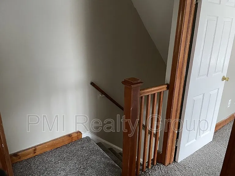 25561 Tungsten Rd — Photo 10