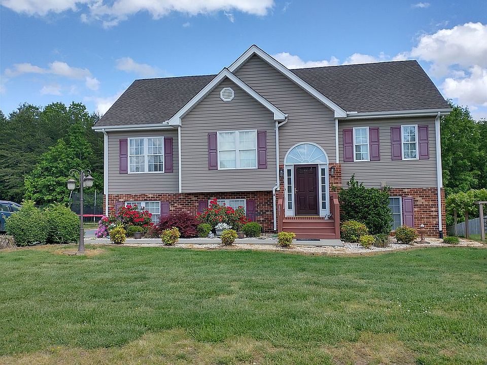 1st image of 391 Russell Springs Dr