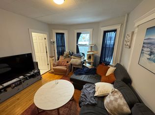 9 Burnham St #1, Somerville, MA 02144
