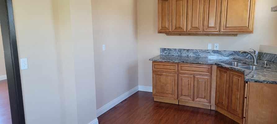 1st image of 9249 1/2 Mandale St