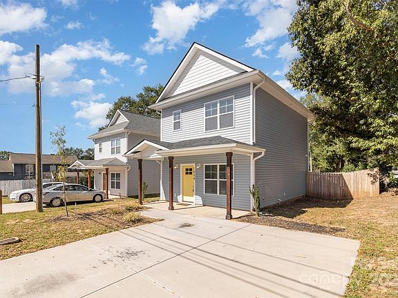2nd image of 1034 Gaston Ave