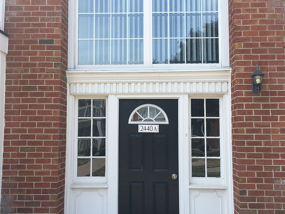 1st image of 2440 Parmenter Blvd APT 202