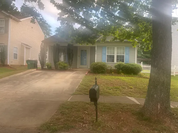 2634 Oasis Ln, Charlotte, NC 28214