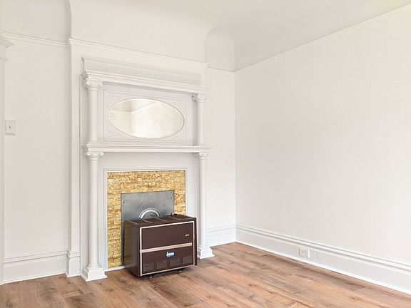 3rd image of 1570-1580 Hayes St #1572