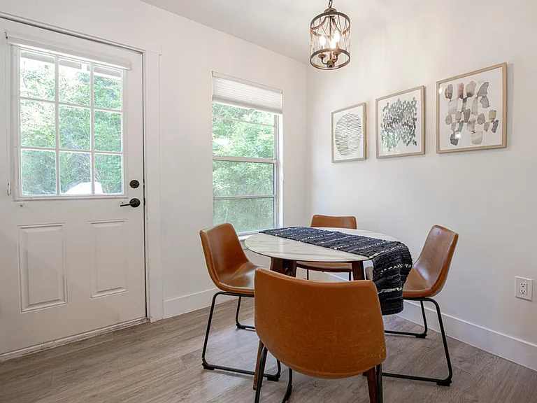 122 Havana St — Photo 7