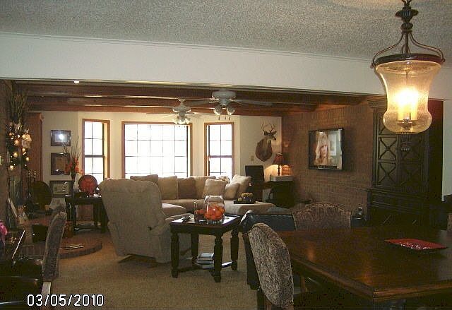 2nd image of 708 Meadowview Dr