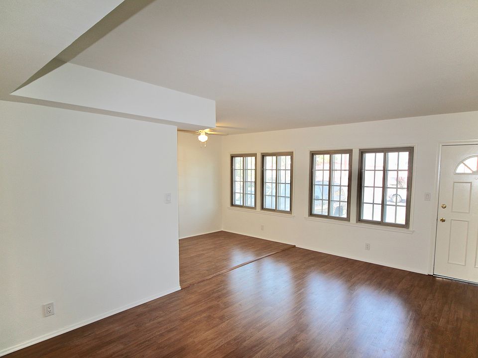 1st image of 6951 Simpson Ave APT 3