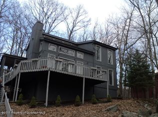 1037 Decker Rd, Bushkill, PA 18324