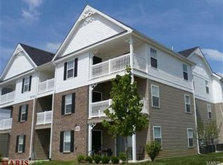 524 Saravalle Dr, Saint Peters, MO 63376