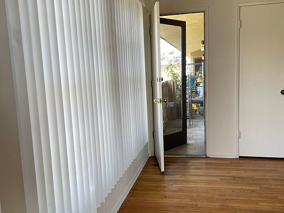 5th image of 3122 S Durango Ave APT 5