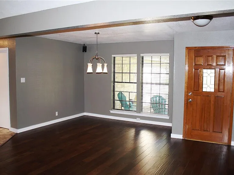 309 Juniper Dr — Photo 12