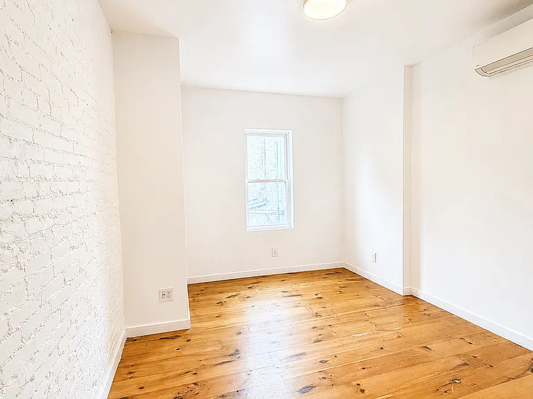 619 N 52nd St #2 — Photo 12