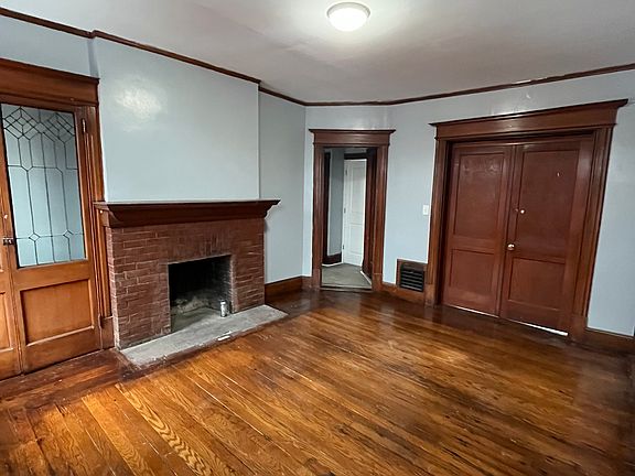 5th image of 171-173 Edgewood St #1