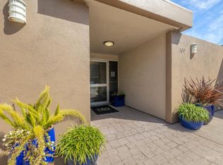 160 Gardenside Dr APT 303, San Francisco, CA 94131