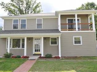 3810 Munson Rd, Falls Church, VA 22041