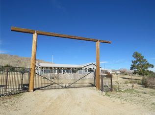 9281 N Star Rd, Morongo Valley, CA 92256