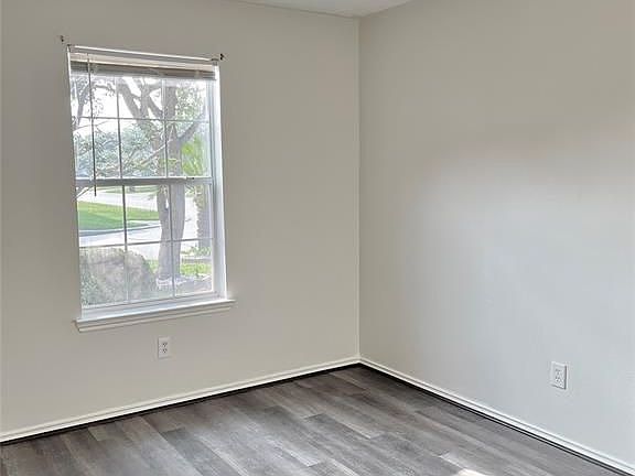 5th image of 4703 Garden Meadow Dr