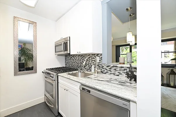 Rented by Charitable Broker | media 19