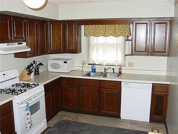 5th image of 506 E South St