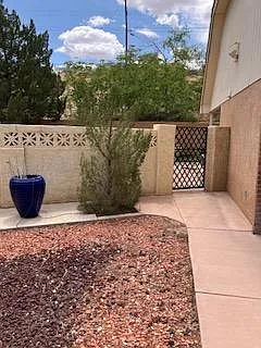 5142 La Subida St NW — Photo 3