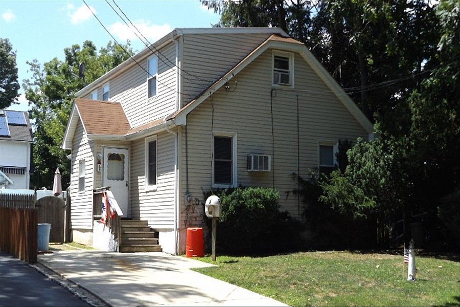 1st image of 1967 Russell Ct