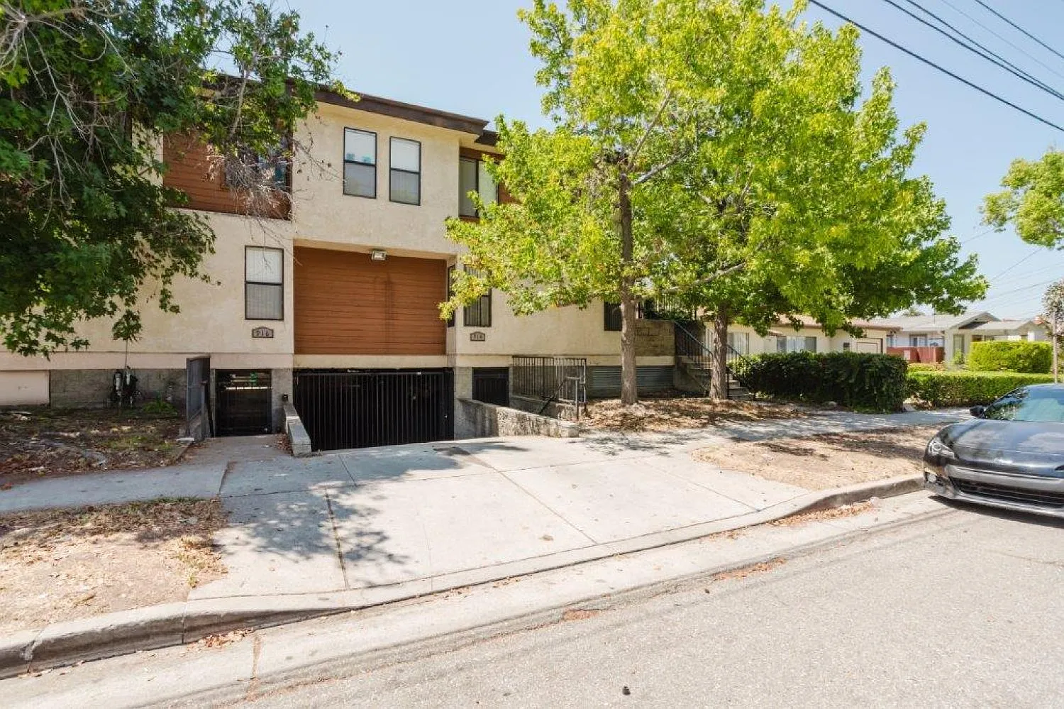 2 bed, 750 sqft, $2,850 — Photo 2