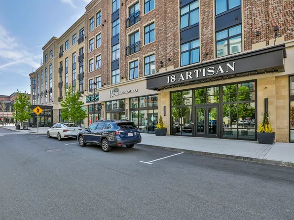 18 Artisan Dr #217, Salem, NH 03079