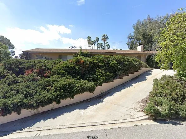 31091 Bedford Dr, Redlands, CA 92373