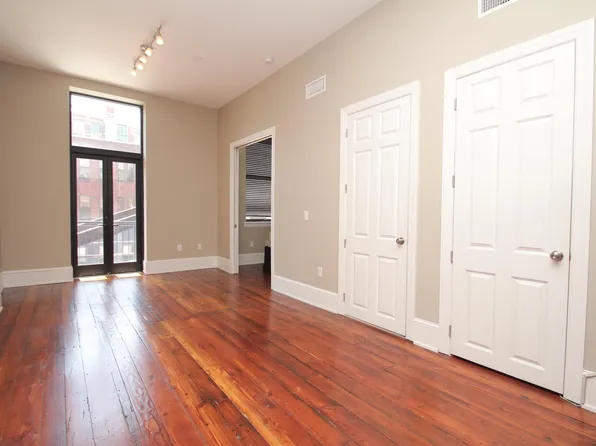 818 Chestnut St APT 303, Philadelphia, PA 19107