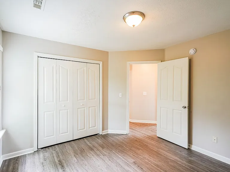 1313 E Nir Shreibman Blvd — Photo 14