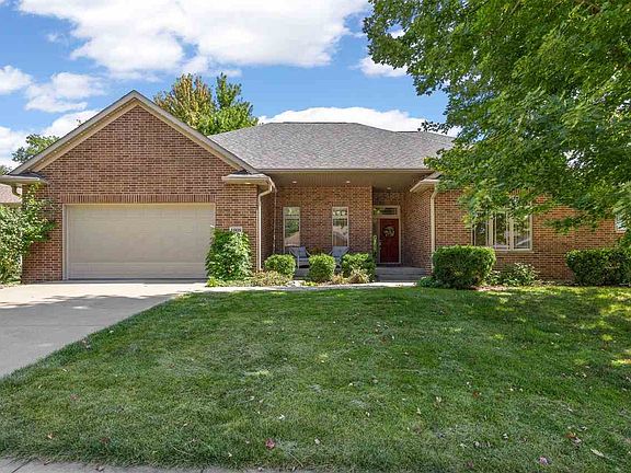 2nd image of 1008 Tamarack Trl