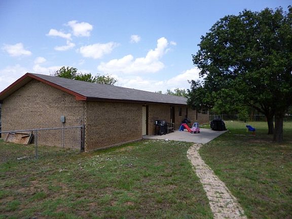4th image of 411 Echols Dr