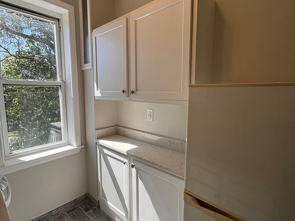 4th image of 39 Chester St #2