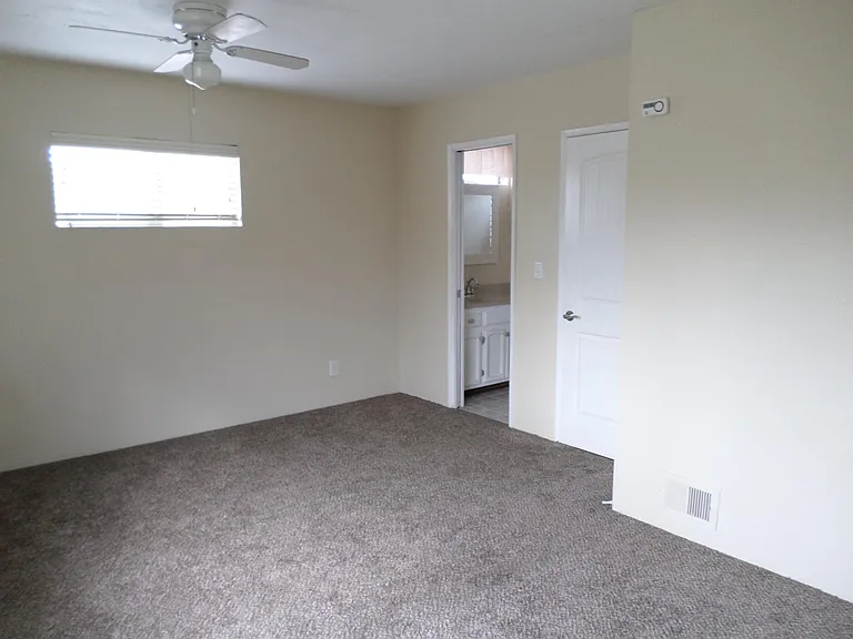 706 E Avenue 706 #R — Photo 3