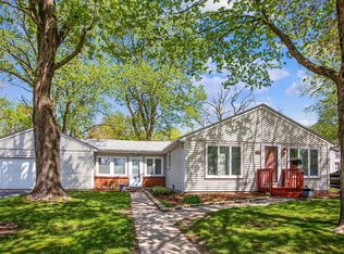 143 Dorsetshire Dr, Steger, IL