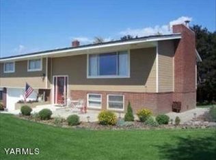 15400 Pumphouse Rd, White Swan, WA 98952