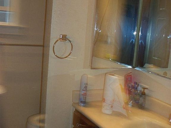 5th image of 369 Jules Ave