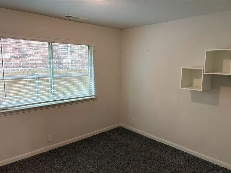 3811 Thomas Plains Dr — Photo 11