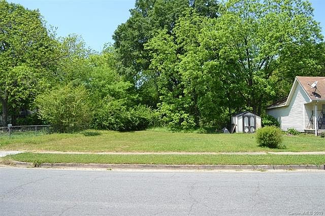 1st image of 420 S Stonewall Ave