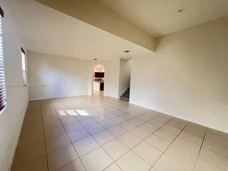 191 SE 35th Ave — Photo 41