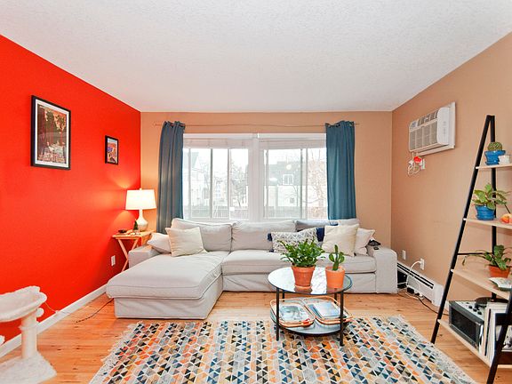 OLD PHOTO Living room is now painted gray.
