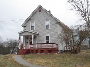 99 Clayton St, Saint Johnsbury, VT 05819