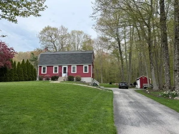 28 Camile Rd, Webster, MA 01570
