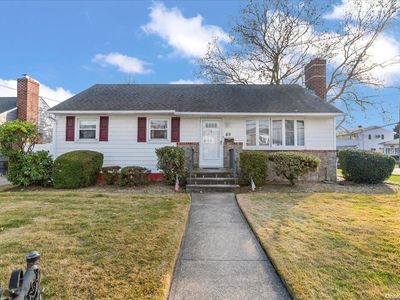 89 Meade Avenue, Bethpage, NY, 11714