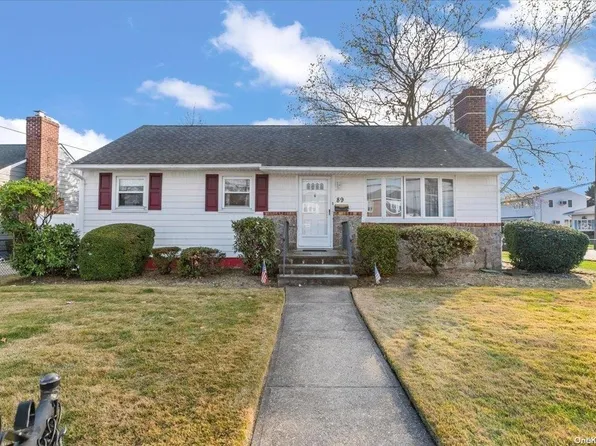 89 Meade Avenue, Bethpage, NY 11714