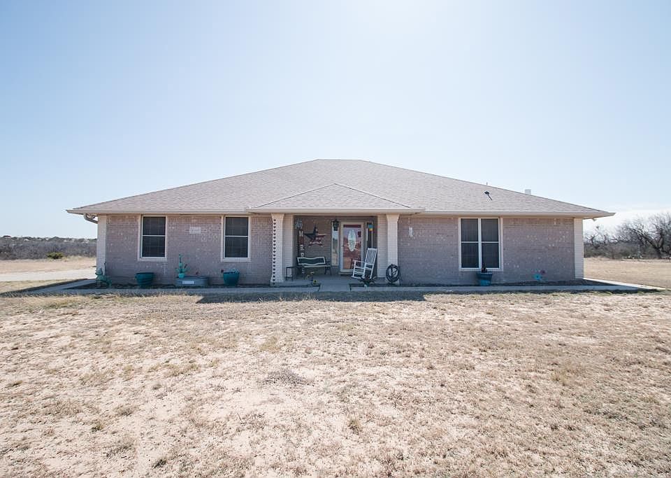 1st image of 11661 Twin Lakes Ln