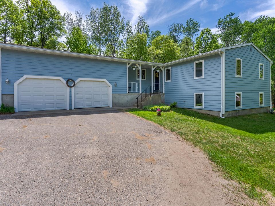1st image of 812 Spruce Grove Ln NW