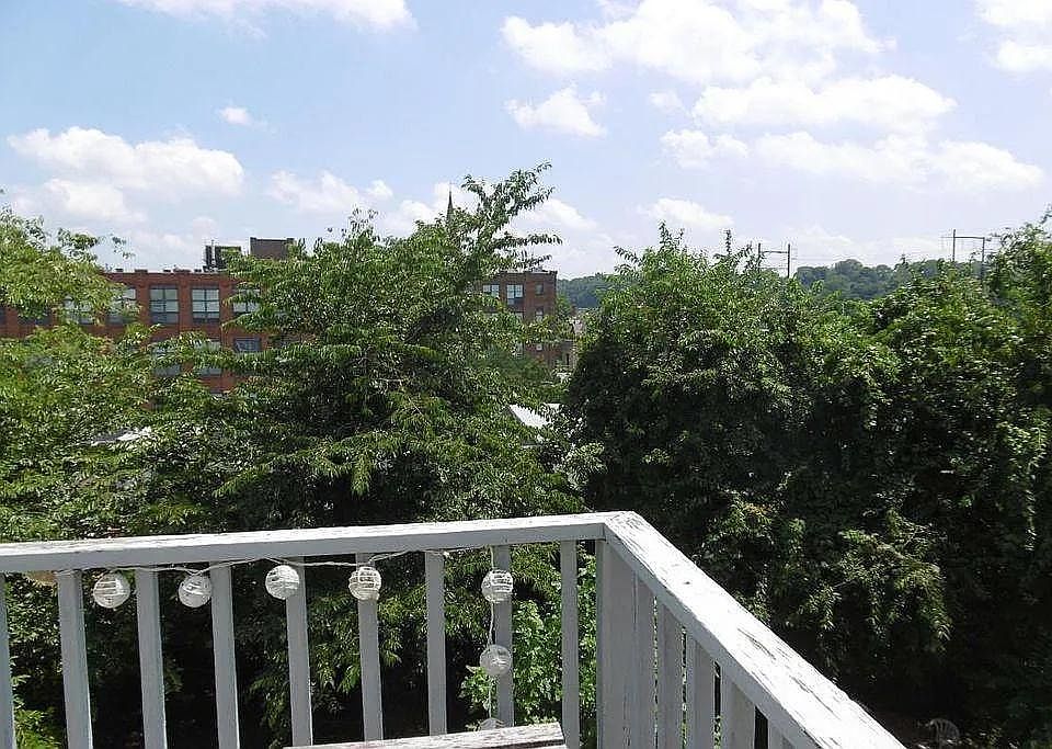 Private Deck